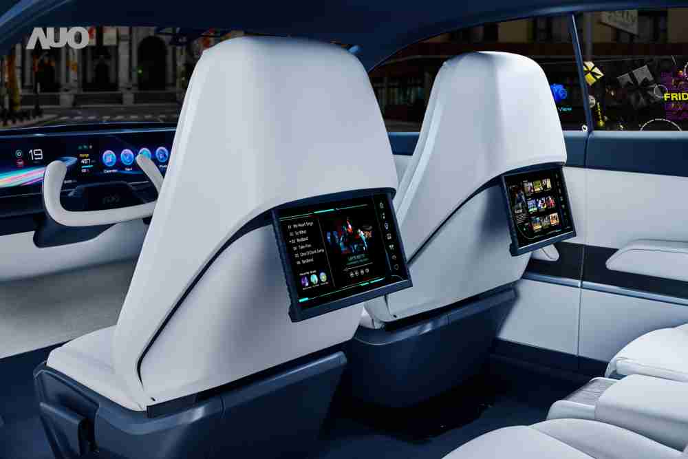 冰球突破将于CES 展示全新Smart Cockpit 2024，，可紧密串连使用者多元需求，，并革新座舱内部的应用和设计，，，带来身历其境且引人入胜的视觉飨宴，，，满足驾乘人员的全方位体验